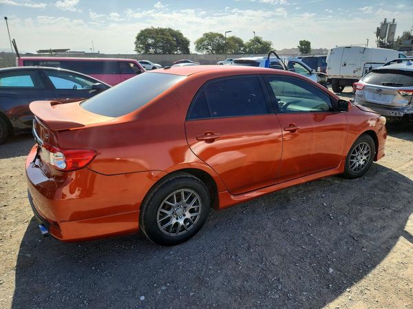 2013 TOYOTA COROLLA