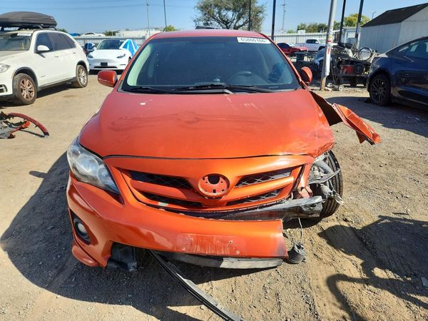 2013 TOYOTA COROLLA