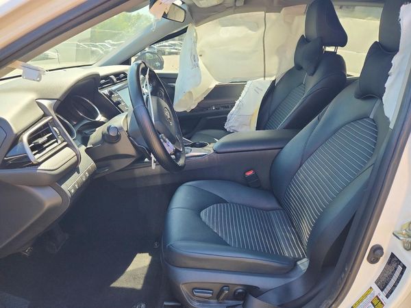 2020 TOYOTA CAMRY