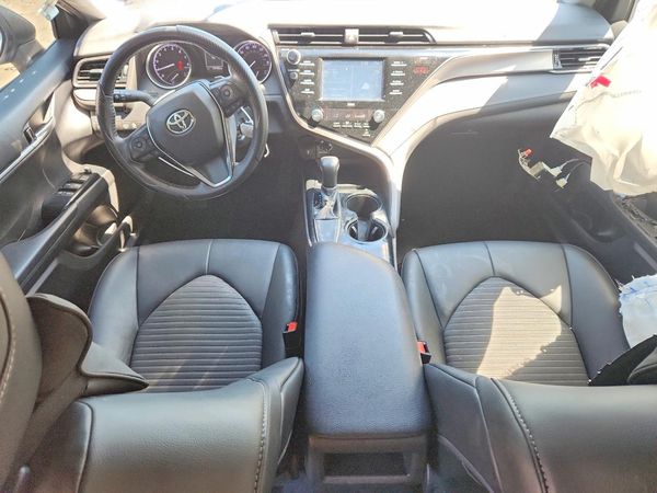 2020 TOYOTA CAMRY