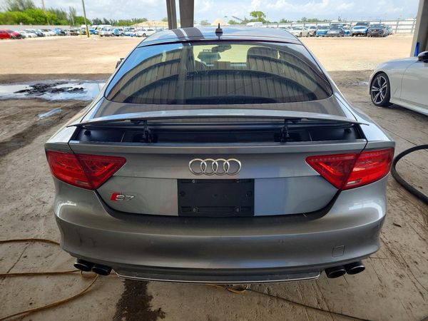 2014 AUDI S7