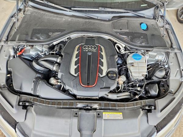 2014 AUDI S7