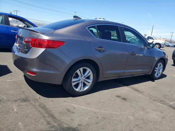 2013 ACURA ILX Hybrid TECH