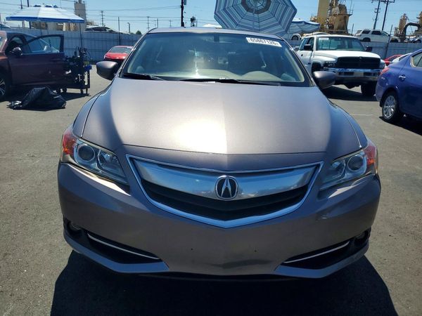 2013 ACURA ILX Hybrid TECH