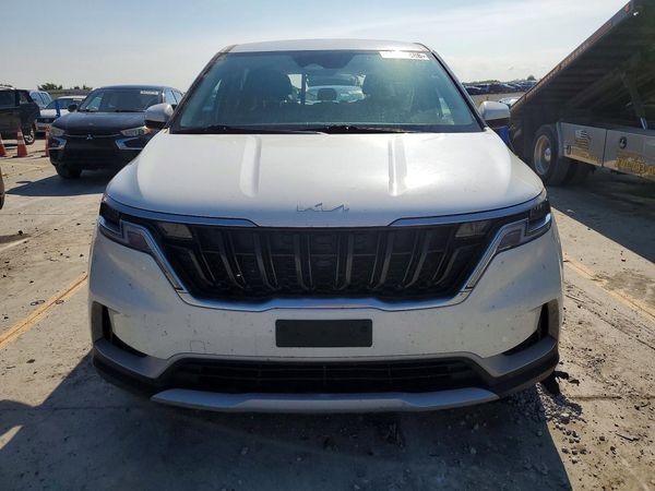 2022 KIA CARNIVAL LX, LX Seat Package