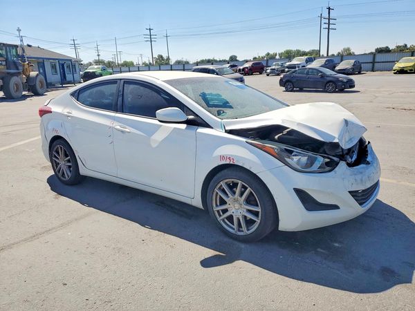 2014 HYUNDAI ELANTRA GLS(Middle)
