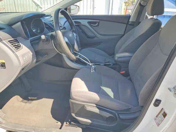 2014 HYUNDAI ELANTRA GLS(Middle)