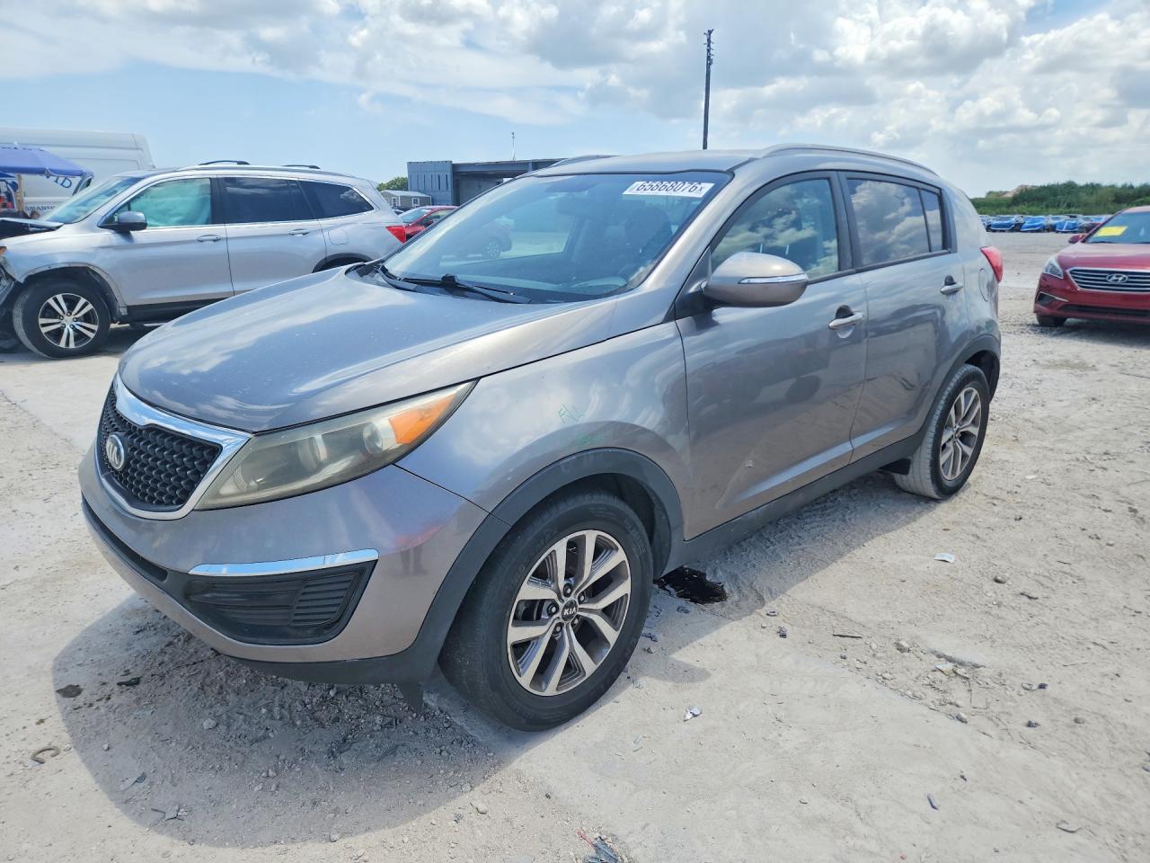 2015 KIA SPORTAGE GL - Middle-low