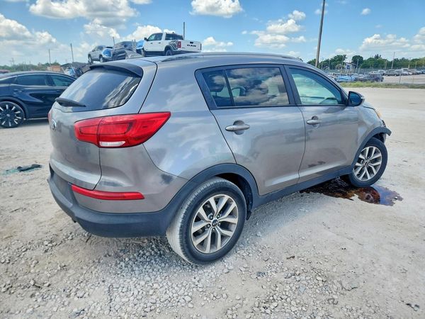 2015 KIA SPORTAGE GL - Middle-low