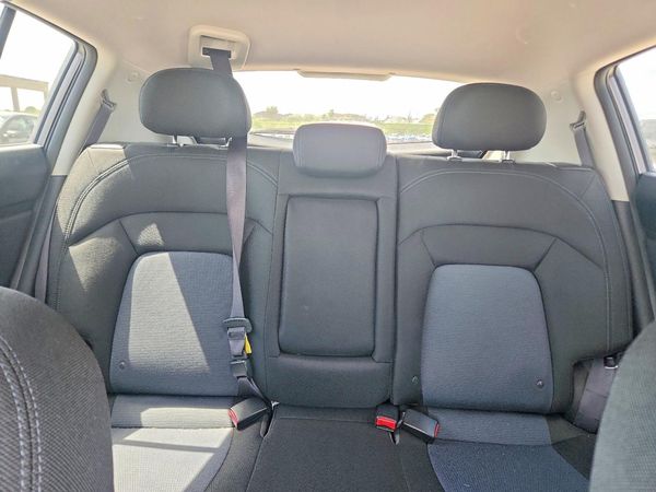 2015 KIA SPORTAGE GL - Middle-low