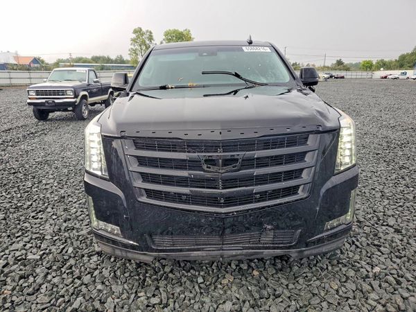 2016 CADILLAC ESCALADE ESV Luxury — DIRF