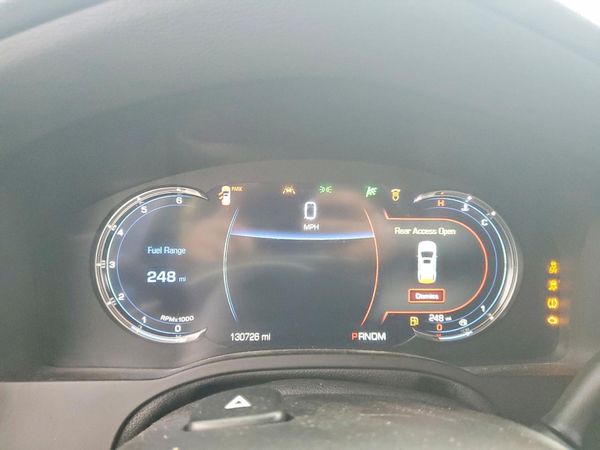 2016 CADILLAC ESCALADE ESV Luxury — ODOM