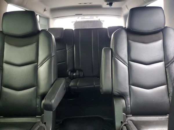 2016 CADILLAC ESCALADE ESV Luxury — SUVN