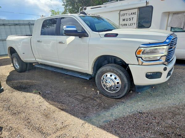 2022 RAM 3500 Laramie