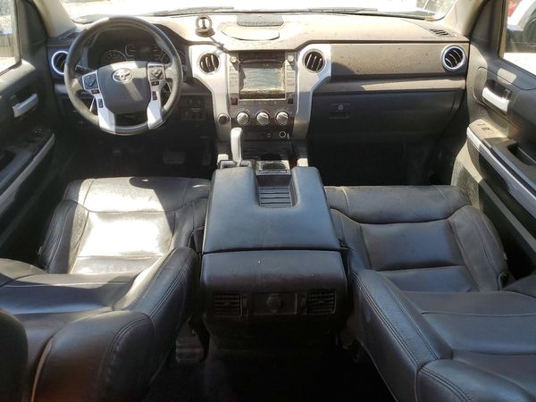 2019 TOYOTA TUNDRA SR5 Grade