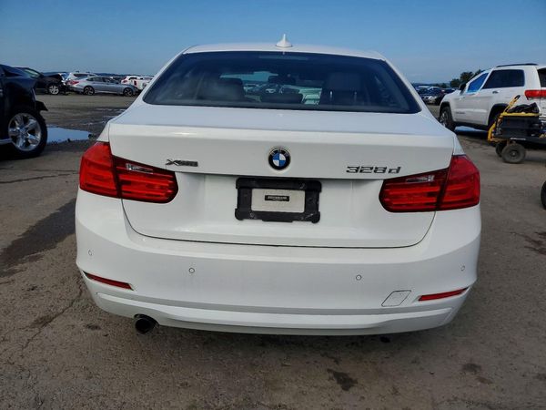 2015 BMW 328