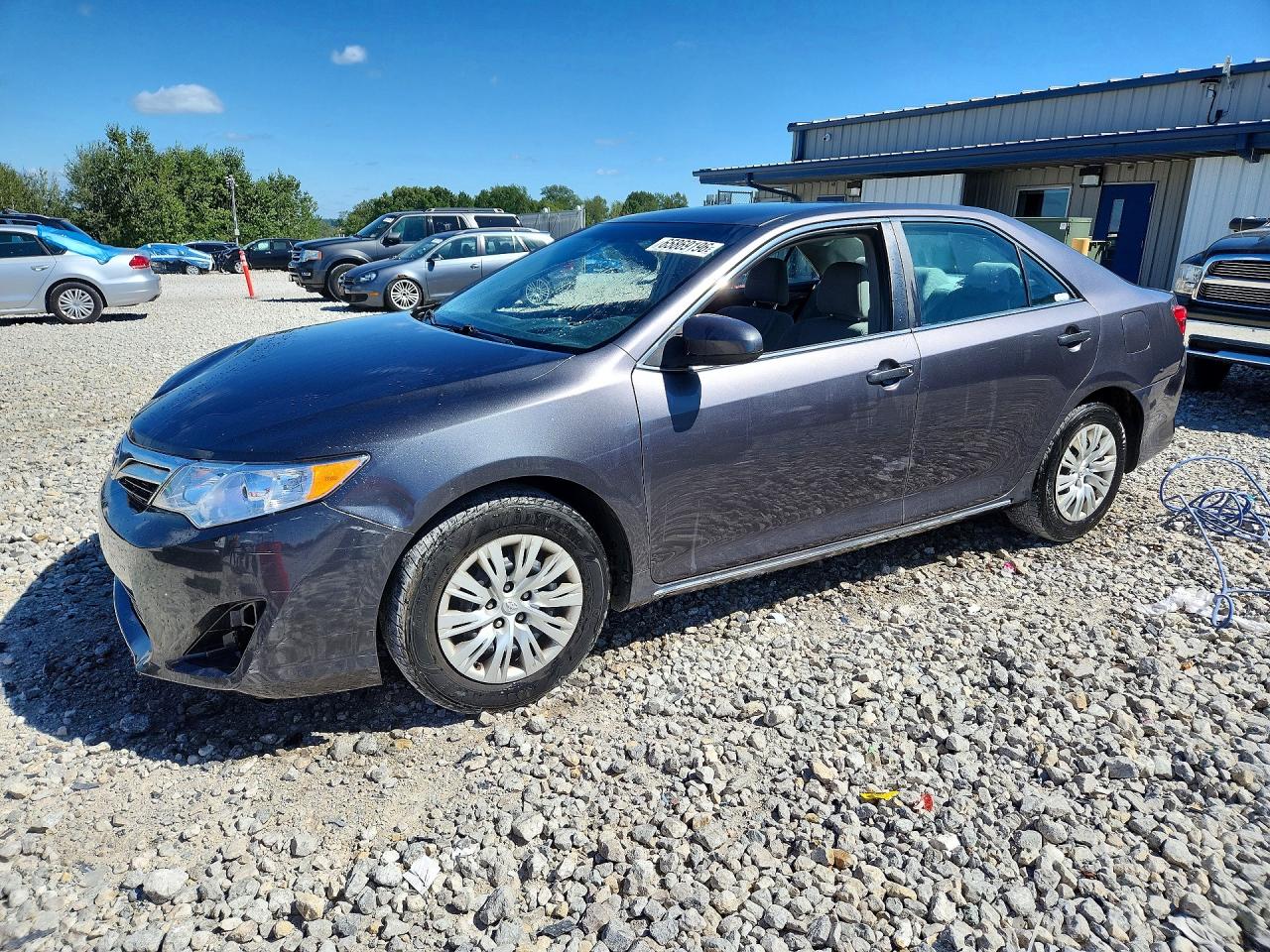 2014 TOYOTA CAMRY