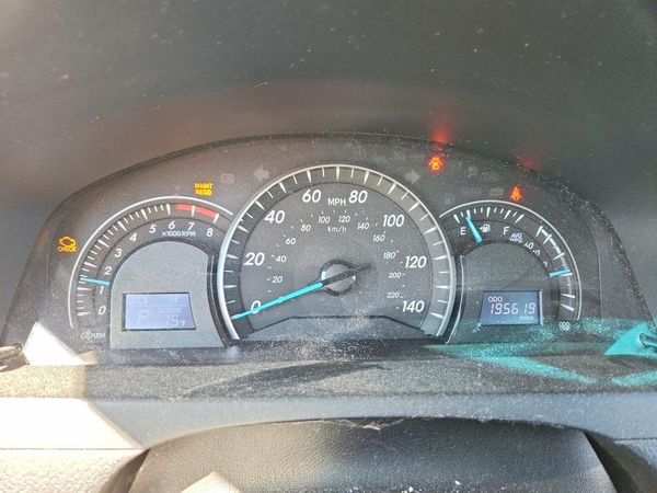 2014 TOYOTA CAMRY