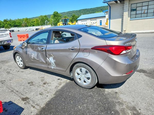 2016 HYUNDAI ELANTRA