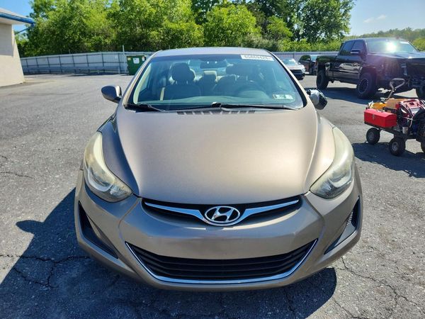 2016 HYUNDAI ELANTRA