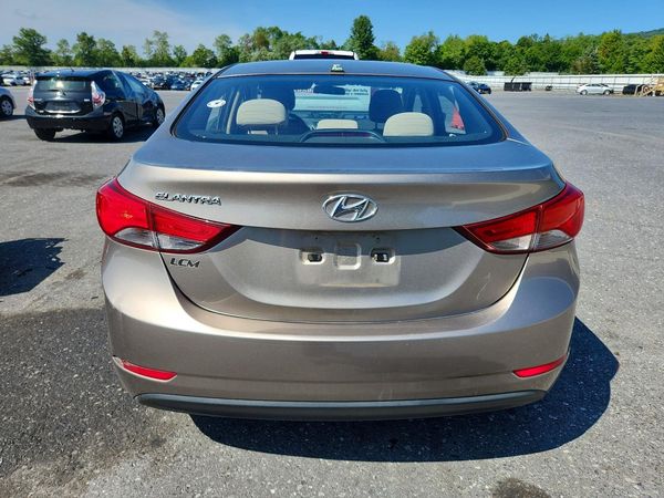 2016 HYUNDAI ELANTRA