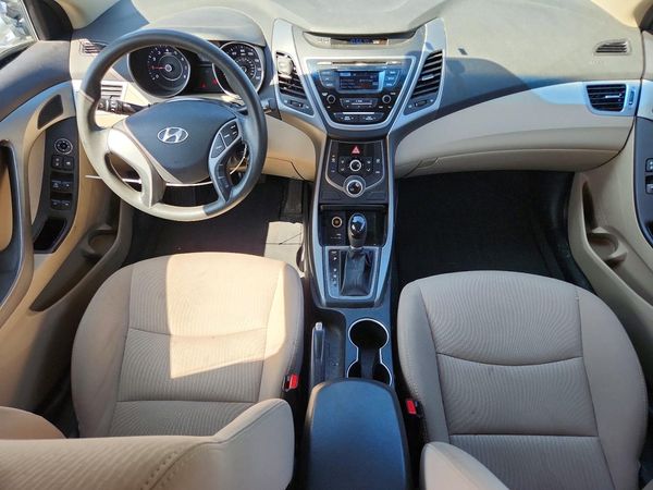 2016 HYUNDAI ELANTRA