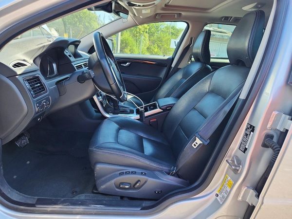 2016 VOLVO XC70 SV33 Premier