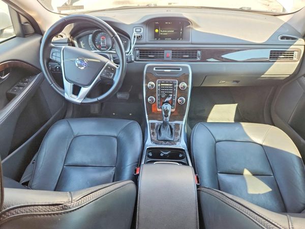 2016 VOLVO XC70 SV33 Premier