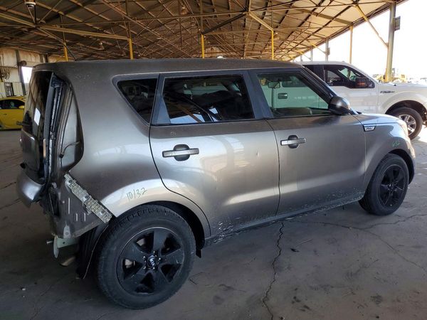 2019 KIA SOUL Base