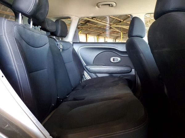 2019 KIA SOUL Base