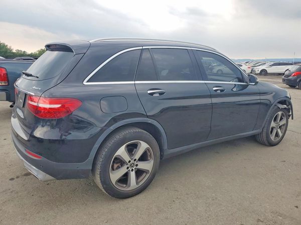 2018 MERCEDES-BENZ GLC GLC 300-4M