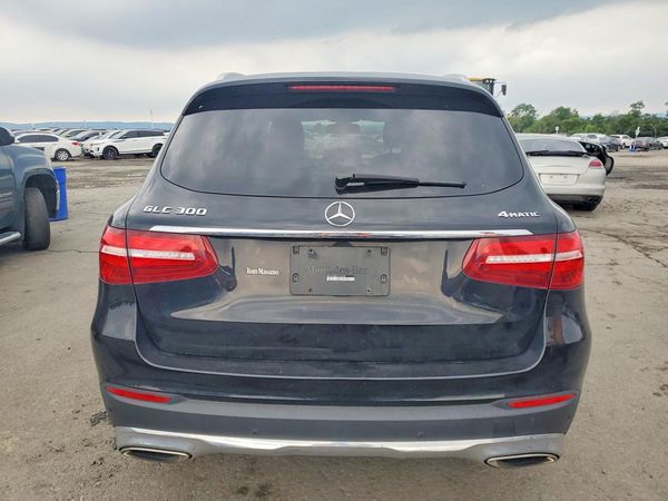 2018 MERCEDES-BENZ GLC GLC 300-4M