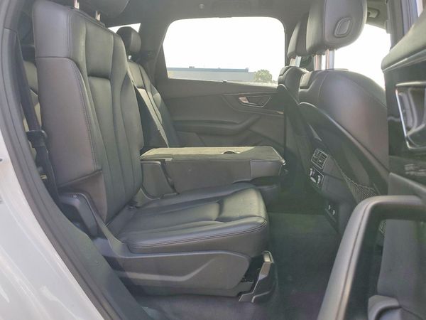 2018 AUDI Q7 quattro Prestige