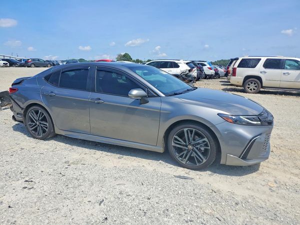 2026 TOYOTA CAMRY