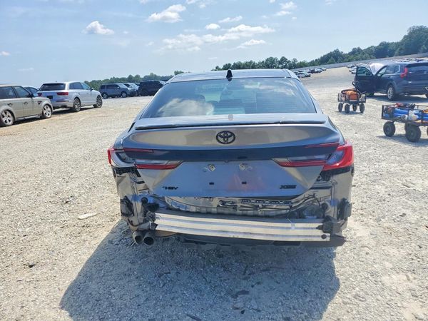 2026 TOYOTA CAMRY