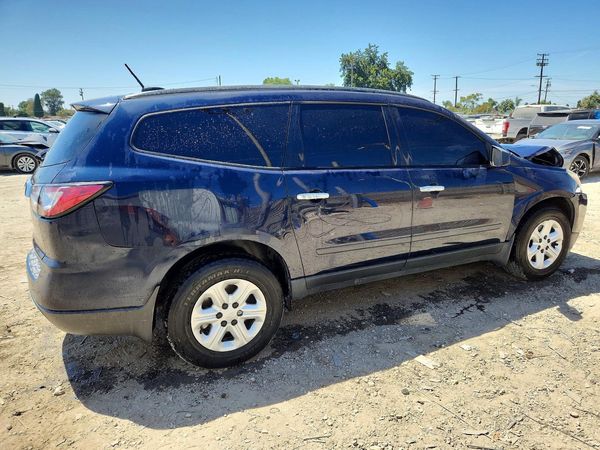 2017 CHEVROLET TRAVERSE LS