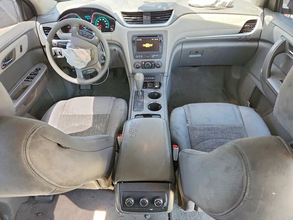2017 CHEVROLET TRAVERSE LS