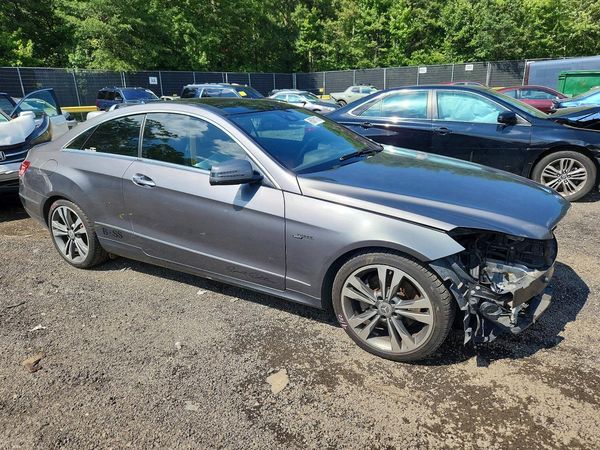 2016 MERCEDES-BENZ E