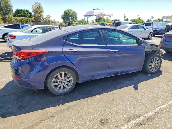 2014 HYUNDAI ELANTRA GLS(Middle)