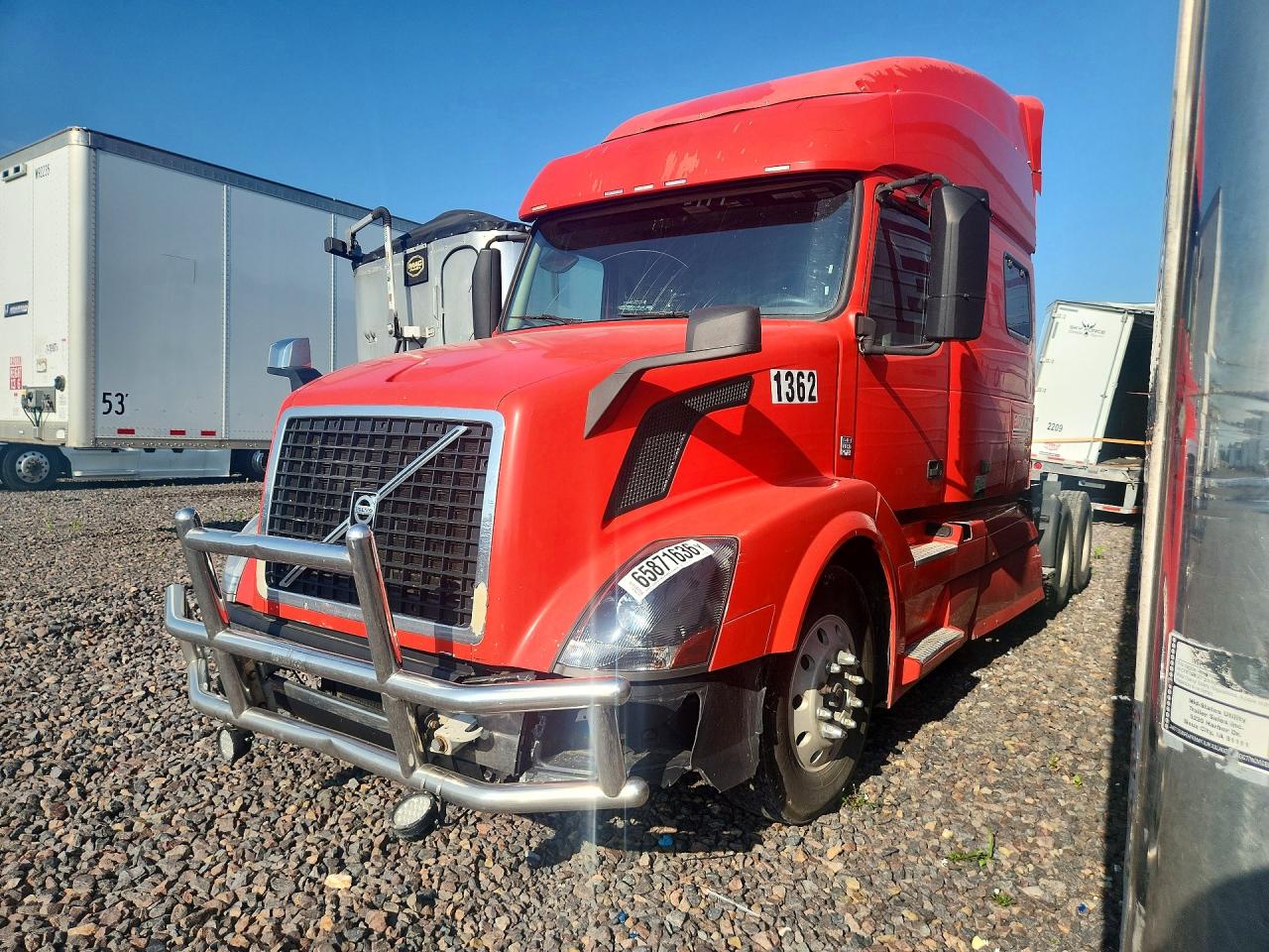 2015 VOLVO VN