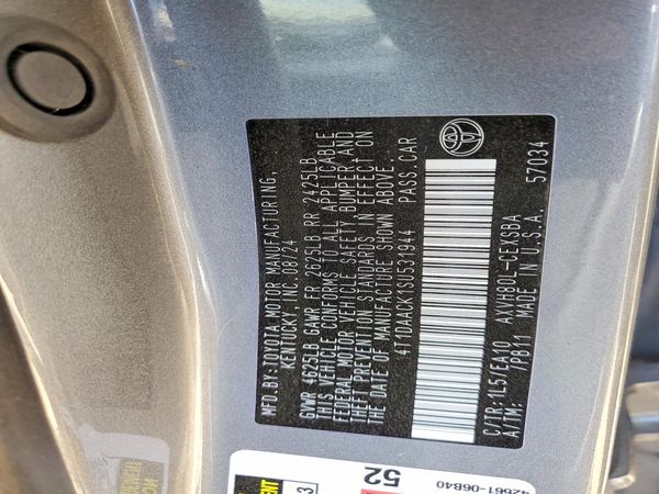 2025 TOYOTA CAMRY