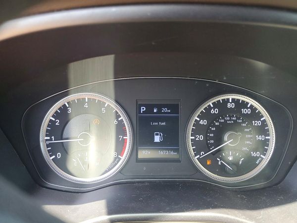 2019 HYUNDAI SANTA FE SE