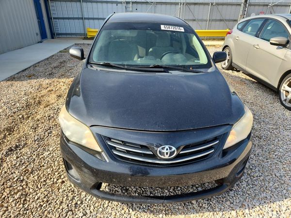2013 TOYOTA COROLLA