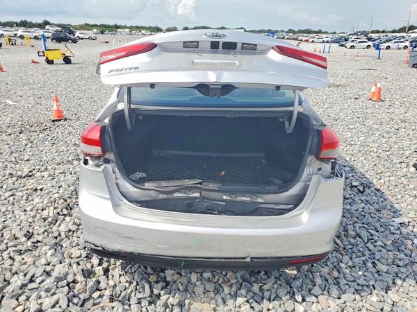 2018 KIA FORTE LX Base