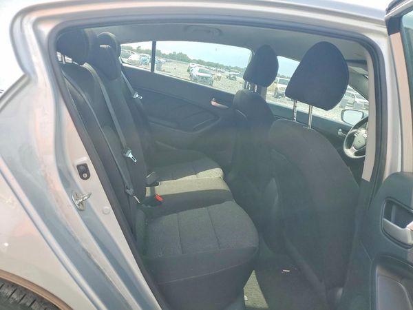 2018 KIA FORTE LX Base