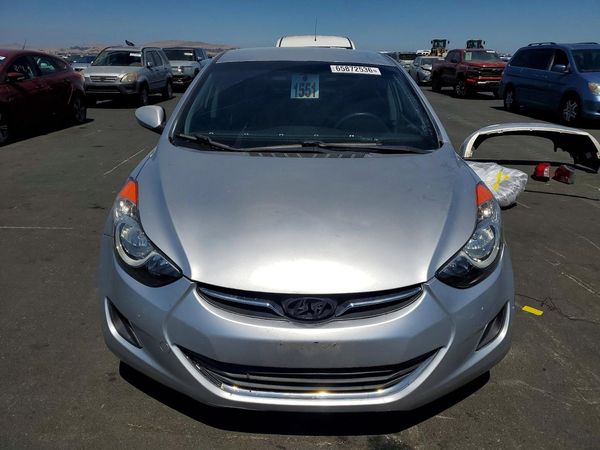 2013 HYUNDAI ELANTRA