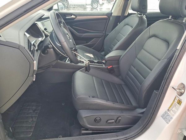 2021 VOLKSWAGEN JETTA S / SE / R-Line