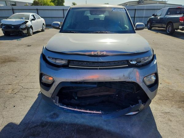 2022 KIA SOUL