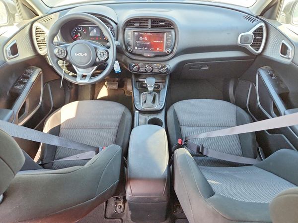 2022 KIA SOUL