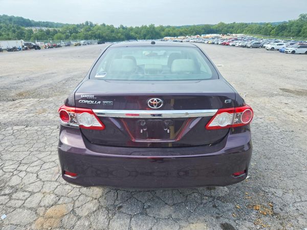 2013 TOYOTA COROLLA